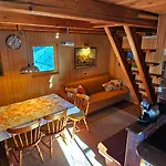 Pod Smreko Alpesi faház Cerklje na Gorenjskem